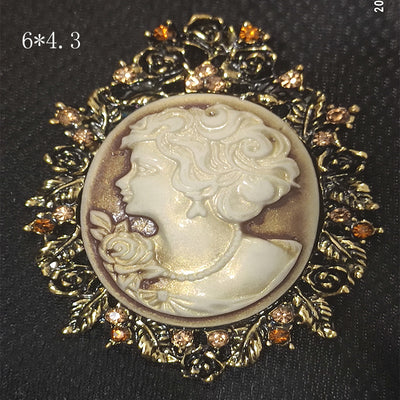 Broche Retro Palace Vintage - Pin de Moda Europea Antibrillo para Cuello y Bolero - Image 4