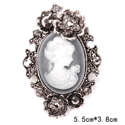 Broche Retro Palace Vintage - Pin de Moda Europea Antibrillo para Cuello y Bolero - Image 9
