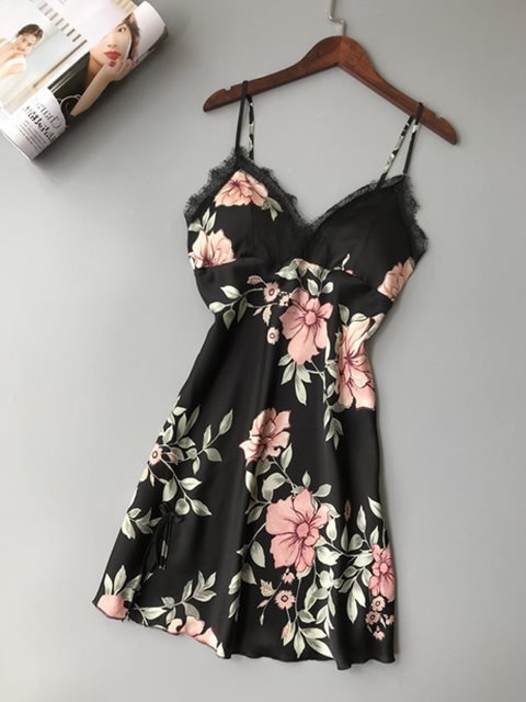 Camisón de Seda y Encaje para Dormir - Lencería Elegante para Mujer - Image 7