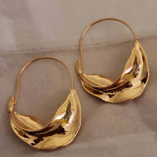 Aretes de Flores Metálicas Irregulares - Diseño Artesanal - Image 11