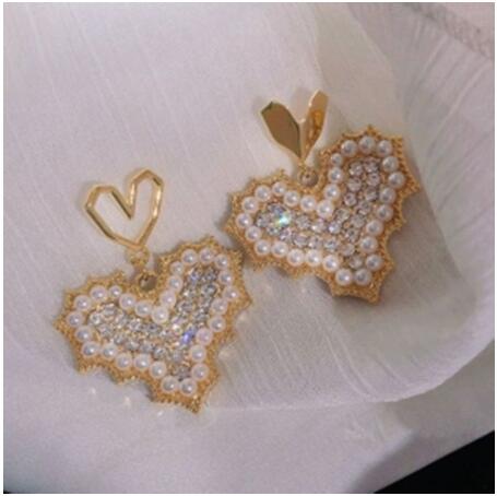 Aretes de Perla con Cristal Amor - Joyería Fashion Elegante