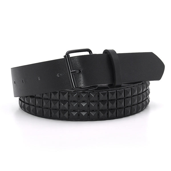 Cinturón Pirámide de Remaches - Estilo Edgy y Sofisticado