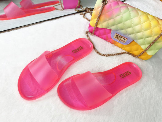 Sandalias y Pantuflas de Cristal Transparente con Tacón Plano - Image 11