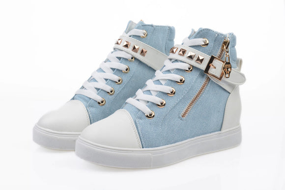 Zapatos de Lona con Remaches y Plataforma Lateral