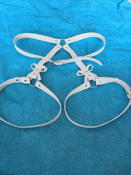 Cinturón de Cuero para Mujer con Moño y Accesorios de Pierna - Image 4