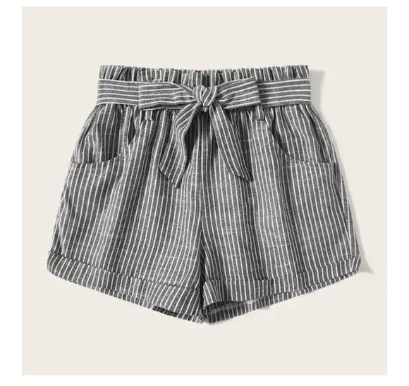 Shorts Urbanos Anchos de Verano con Cinturón a Rayas