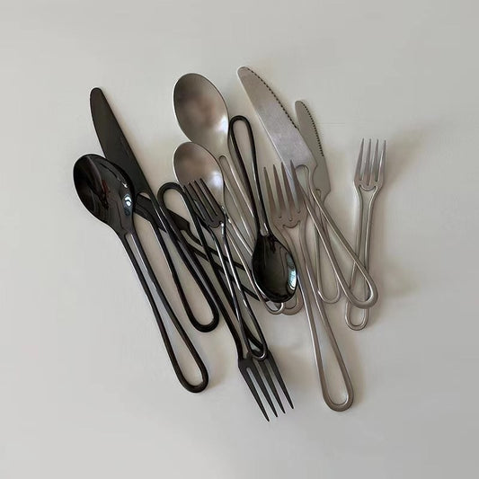 Cubiertos de Postre Estilo Minimalista Occidental en Acero Inoxidable con Diseño Geométrico Hueco