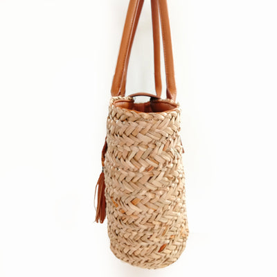 Bolsa Playera Tejida Artesanal con Borla - Diseño Veraniego en Rafia Natural - Image 4