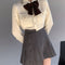 Camisa Elegante Rejuvenecedora con Amarre Ajustable