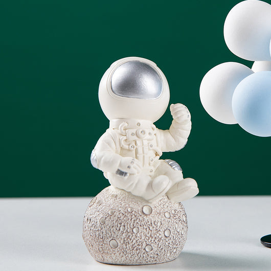 Miniatura de Astronauta Espacial - Adorno Decorativo de Colección - Image 17