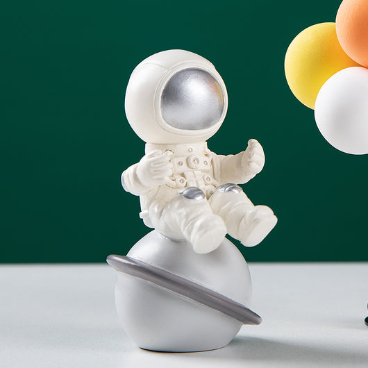 Miniatura de Astronauta Espacial - Adorno Decorativo de Colección - Image 19