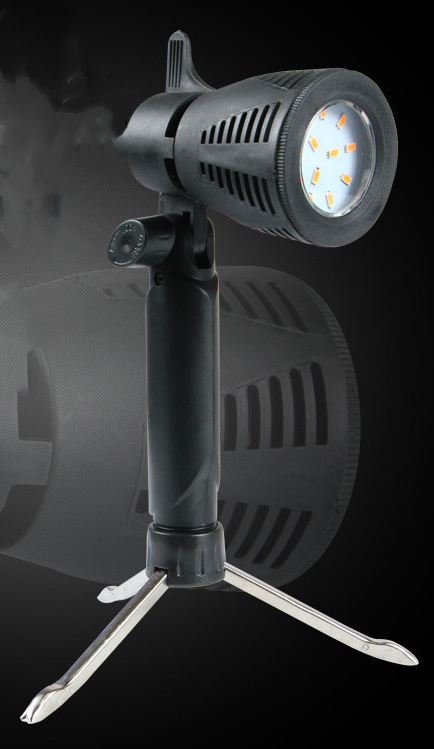 Mini Luz LED Profesional para Celular: Selfies, Videos y Lives - Image 8