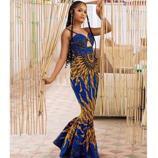 Vestido Estampado Digital con Corte Sirena - Image 4