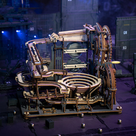 Puzzle 3D Madera Robotime ROKR Ciudad Nocturna - Juego de Construcción - Image 6