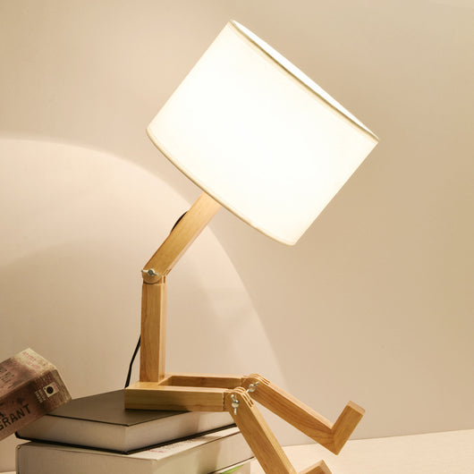 Lámpara de Mesa Nórdica de Madera y Tela – Diseño Moderno Minimalista - Image 8