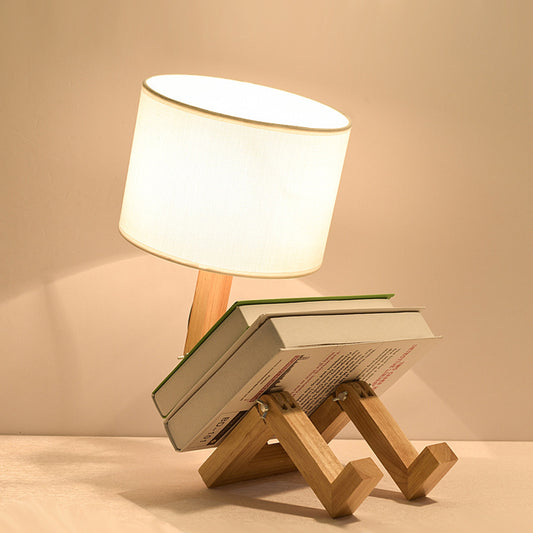 Lámpara de Mesa Nórdica de Madera y Tela – Diseño Moderno Minimalista