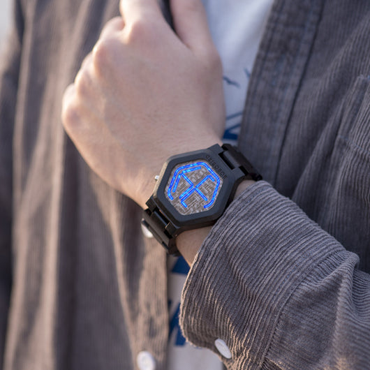 Reloj de Madera LED para Hombre con Visión Nocturna - Image 8