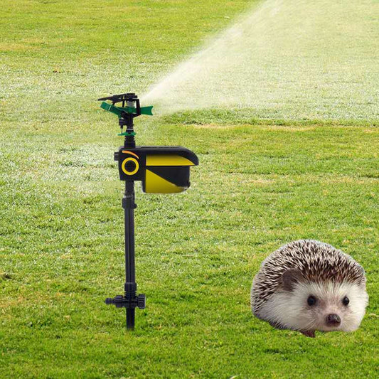 Repelente Solar de Plagas con Aspersor de Jardín y Dispensador de Agua