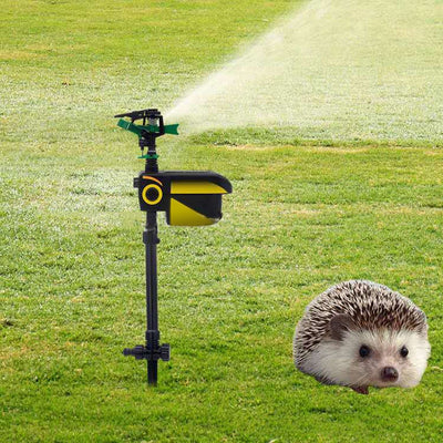 Repelente Solar de Plagas con Aspersor de Jardín y Dispensador de Agua