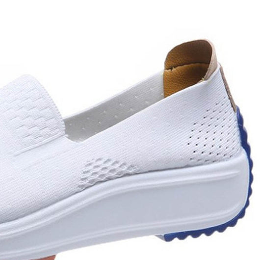 Zapatos Blancos de Malla Minimalista con Suela Plana - Image 11