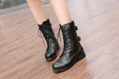 Botas Colegiales con Tacón Bajo - Image 2