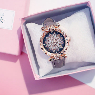 Reloj Elegante para Mujer con Diamantes, Resistente al Agua