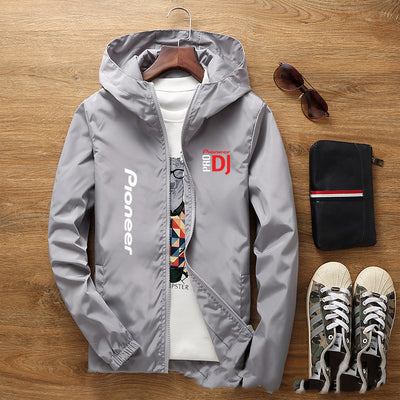 Chaqueta Ligera con Capucha para Hombre - Primavera y Otoño - Image 12