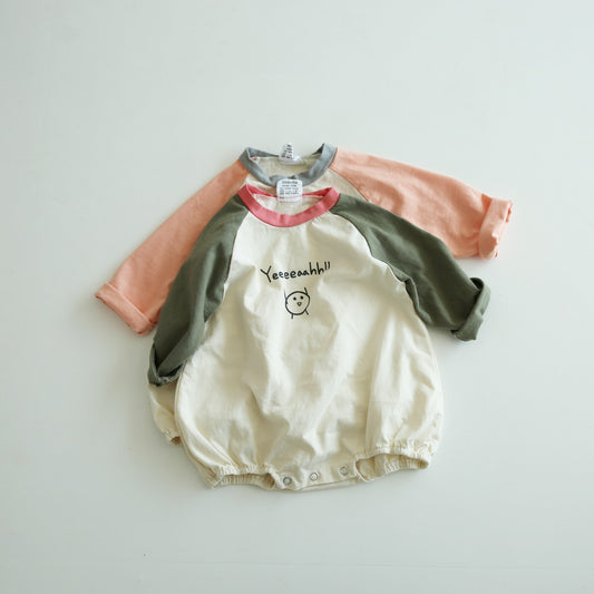 Playera Infantil Unisex con Diseño de Letras Casual