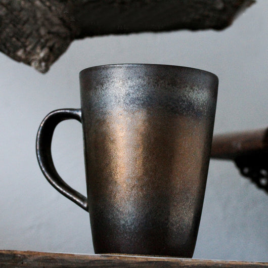 Taza de Cerámica Japonesa Artesanal con Diseño Retro y Esmalte Fluido