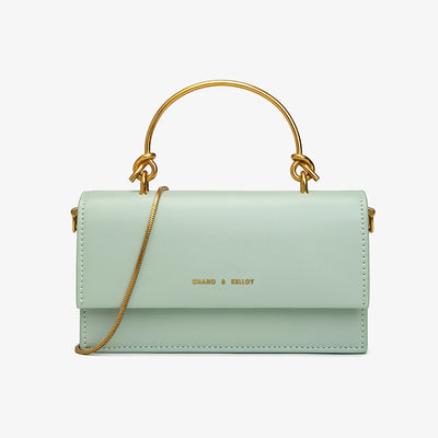 Billetera Metálica para Mujer con Asa de Muñeca - Image 6