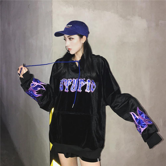Sudadera Harajuku Premium con Bordado de Llamas y Capucha de Felpa