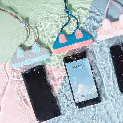 Funda Impermeable para Celular con Protección Submarina - Image 3