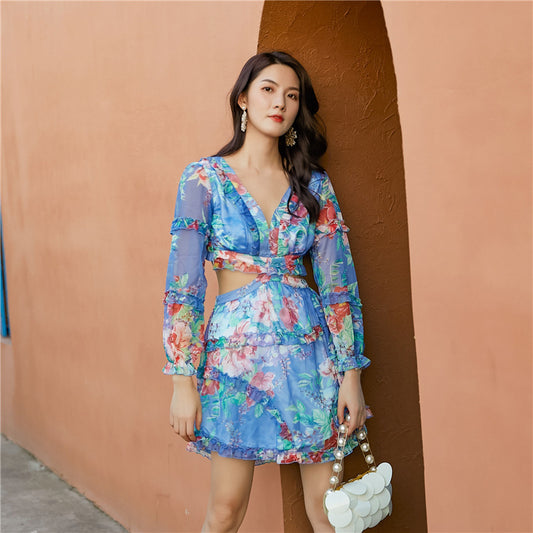 Jumpsuit Largo con Espalda en V y Estampado Floral Azul - Image 2
