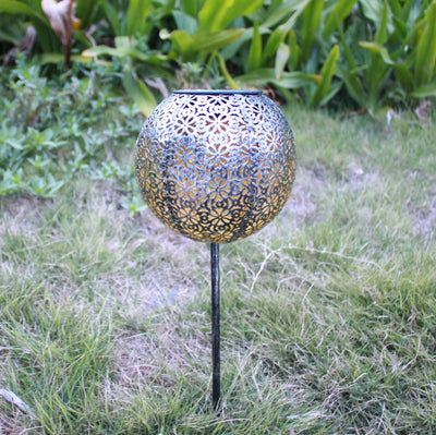 Lámpara Solar de Hierro Forjado para Jardín - Esfera Decorativa - Image 5