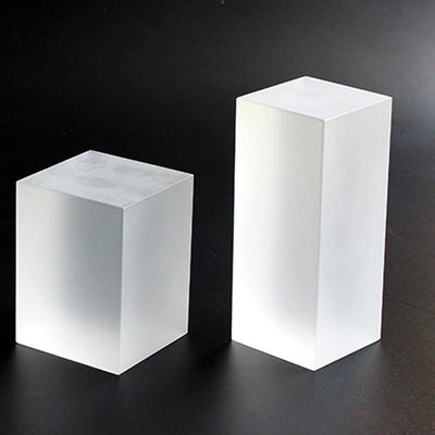 Cubo de Cristal Transparente para Exhibición de Artesanías - Image 8