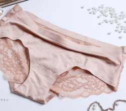 Calzones Deportivos Ice Silk para Mujer - Cintura Media sin Costuras con Encaje y Algodón Antibacteriano - Image 4