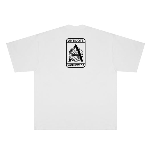 Camiseta Manga Corta con Estatuilla Dorada e Impresión de Ángel - Image 8