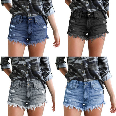 Shorts Atrevidos con Flecos Rasgados y Hebillas en Tobillos