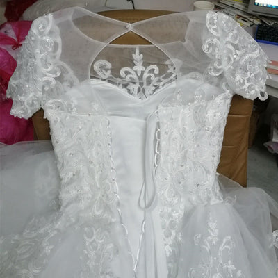 Vestido de Novia Blanco de Encaje con Cola Tallas Grandes Manga Corta - Image 4