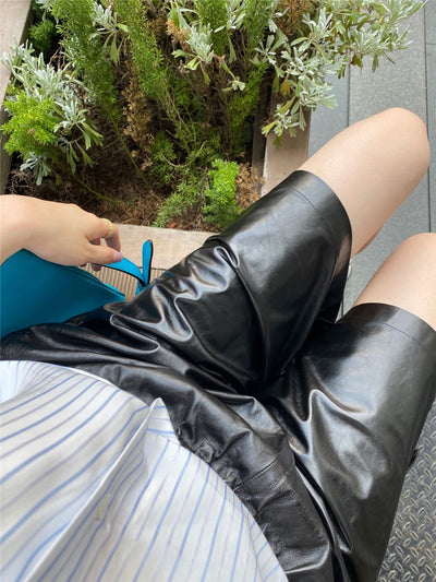 Pantalones de Cuero Negro con Cintura Alta y Elástico - Image 10