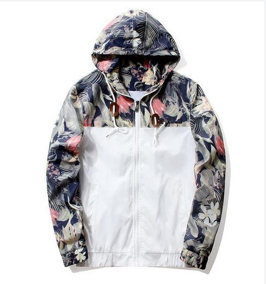 Chaqueta Deportiva Camuflada con Capucha y Detalles en Contraste - Image 4