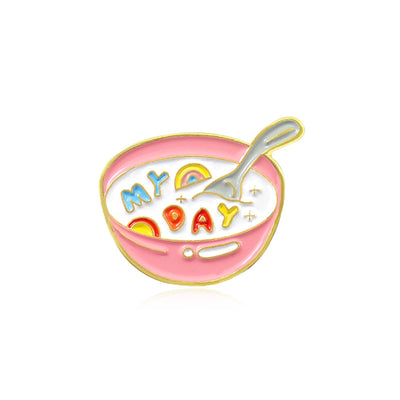 Broche Decorativo Cuenco de Leche con Gotitas - Diseño Adorable y Alegre - Image 9