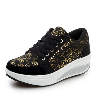 Tenis Deportivos para Mujer con Cuña y Flores - Aumenta tu Altura - Image 9