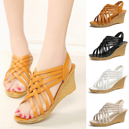 Sandalias de Playa con Tiras Cruzadas Huecas