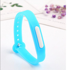 Pulsera Repelente de Mosquitos con Luz LED para Niños - Brazalete Antimosquitos Infantil Multicolor