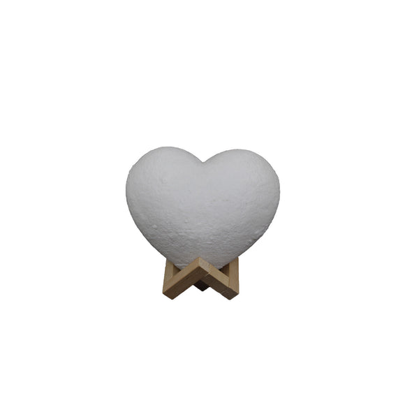 Luz Nocturna Romántica con Forma de Corazón y Luna para San Valentín