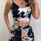 Conjunto de Duas Peças com Alças Finas, Decote V e Shorts Cropped