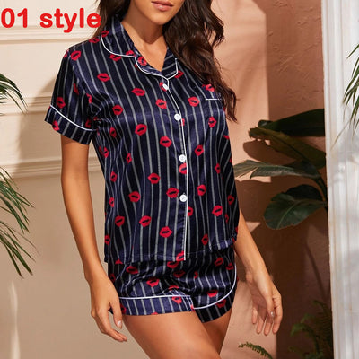 Pijama Satinado para Mujer con Estampado - Conjunto Corto de Punto V Cómodo - Image 3