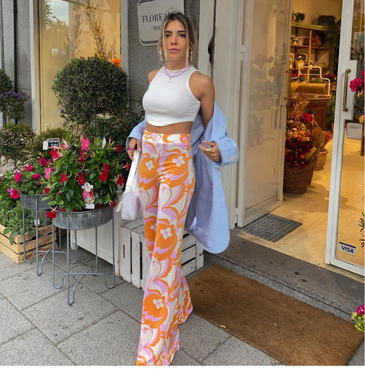 Conjunto Estilo Europeo: Blusa Estampada + Pantalón Acampanado Cintura Alta - Image 2