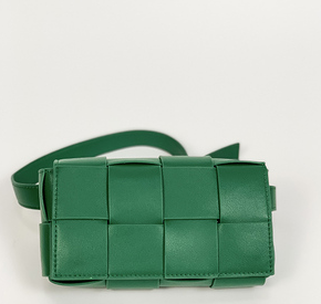 Bolsa Cuadrada Pequeña de Cuero Tejido Púrpura Taro para Cintura - Image 12